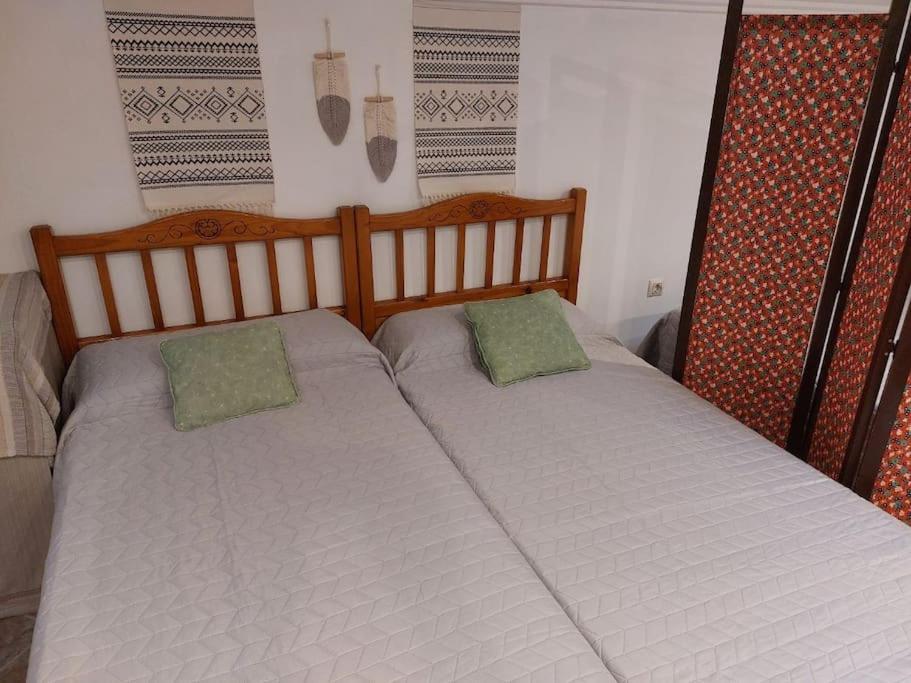 La Buhardilla. Aparcamiento Exterior Privado Apartment เตรูเอล ภายนอก รูปภาพ