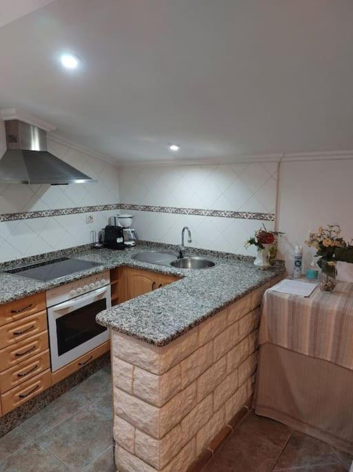 La Buhardilla. Aparcamiento Exterior Privado Apartment เตรูเอล ภายนอก รูปภาพ