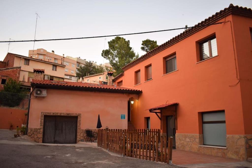 La Buhardilla. Aparcamiento Exterior Privado Apartment เตรูเอล ภายนอก รูปภาพ