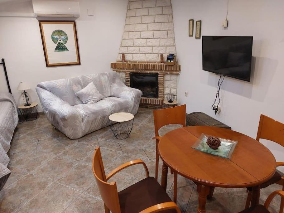 La Buhardilla. Aparcamiento Exterior Privado Apartment เตรูเอล ภายนอก รูปภาพ