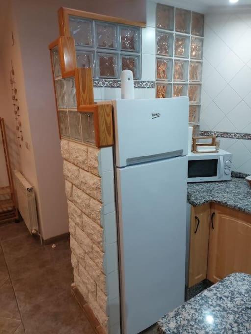 La Buhardilla. Aparcamiento Exterior Privado Apartment เตรูเอล ภายนอก รูปภาพ
