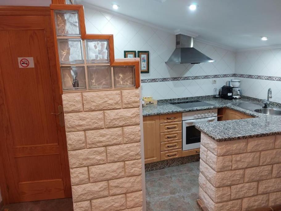 La Buhardilla. Aparcamiento Exterior Privado Apartment เตรูเอล ภายนอก รูปภาพ